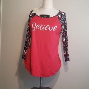 NWT Wishful Park raglan top